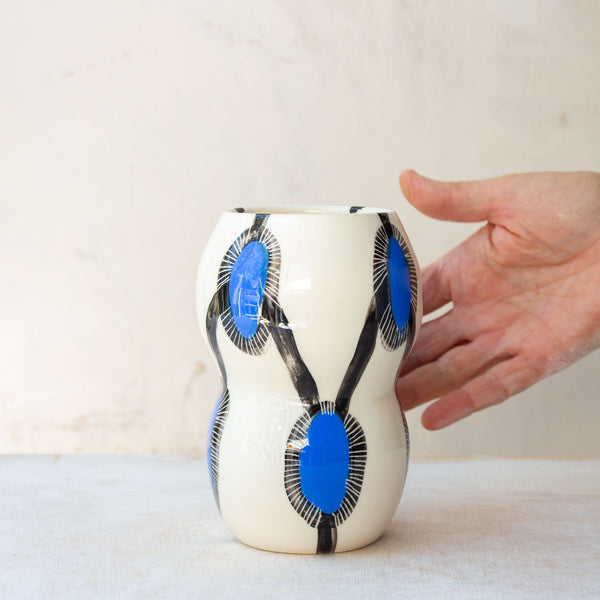 Opening - Peanut Vase